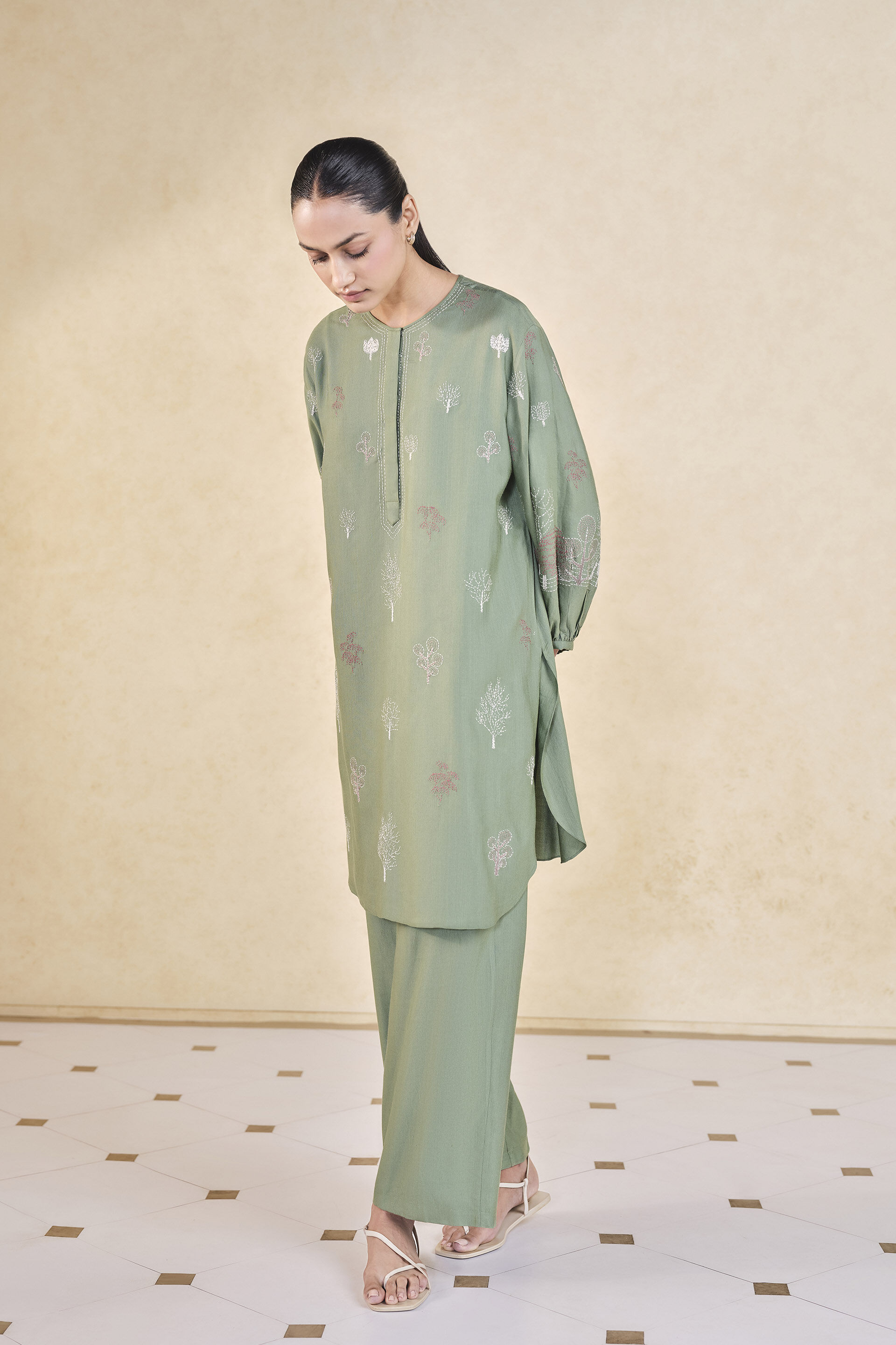 Dream Hand-embroidered Kantha Co-ord - Sage, Sage, image 4